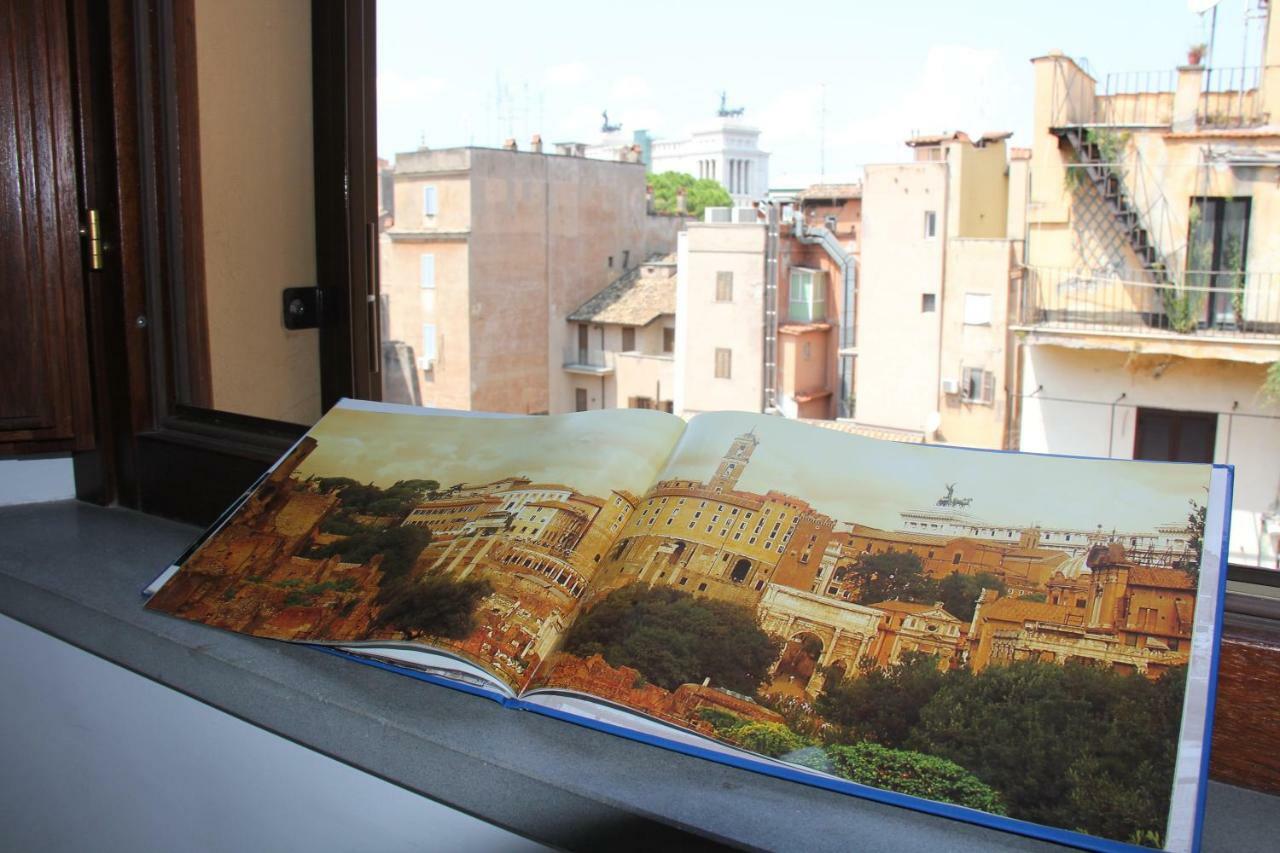 Lejlighed Attico Al Colosseo Con Vista *
